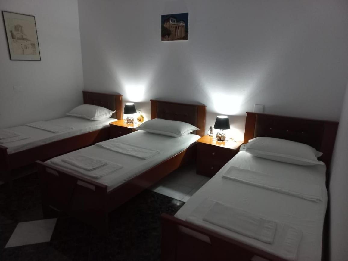 Guest House Bumbli Μπεράτ Εξωτερικό φωτογραφία