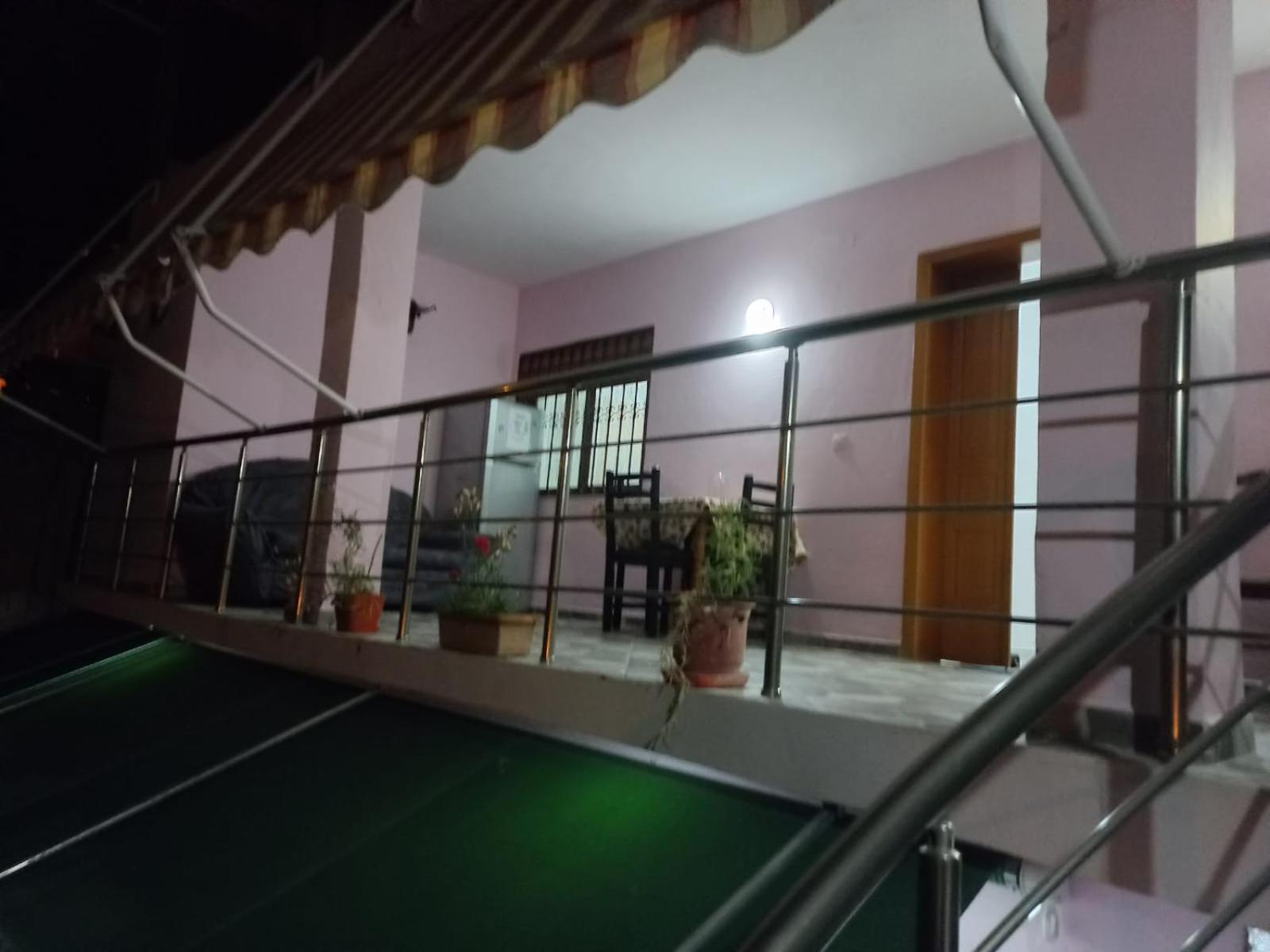 Guest House Bumbli Μπεράτ Δωμάτιο φωτογραφία